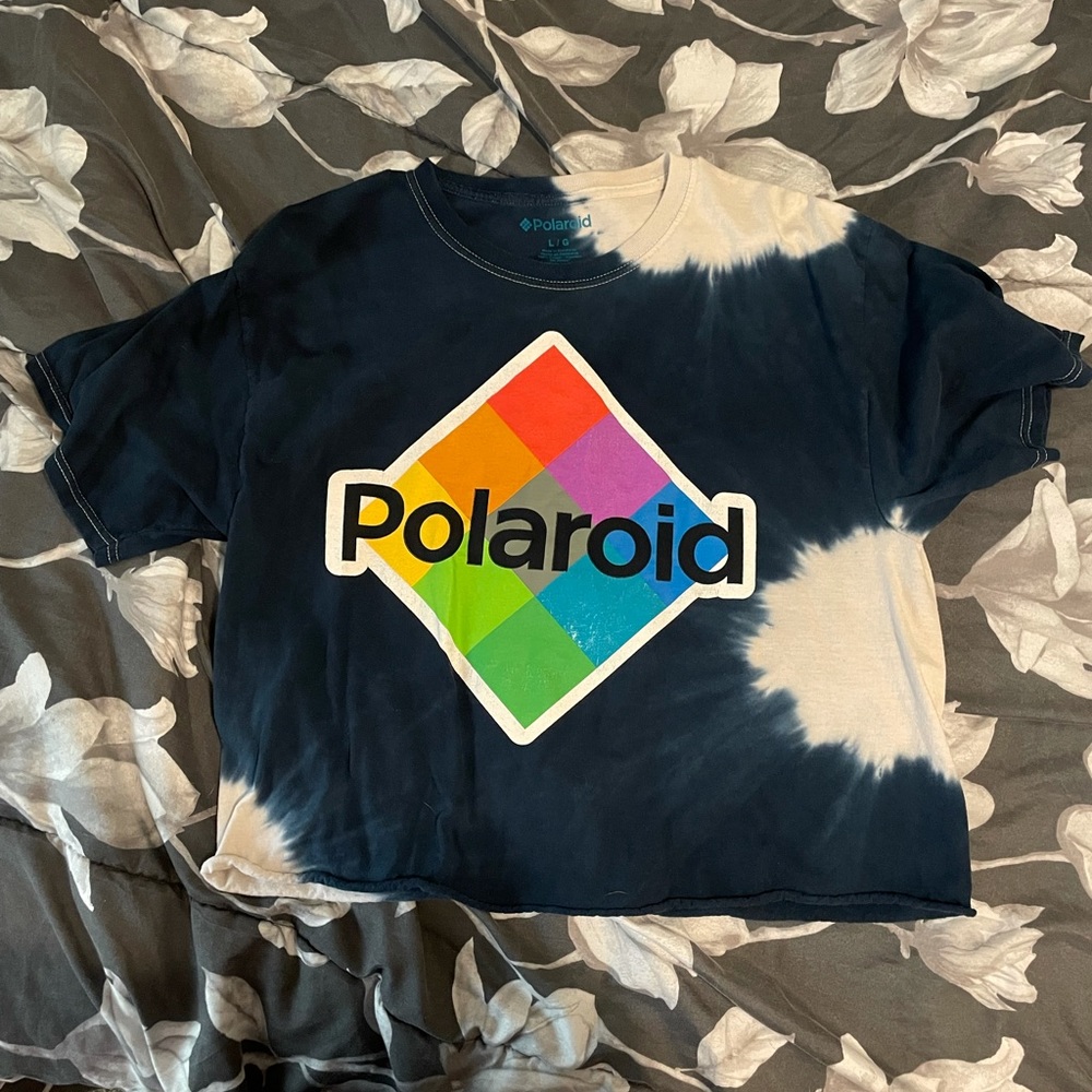Large Polaroid shirt